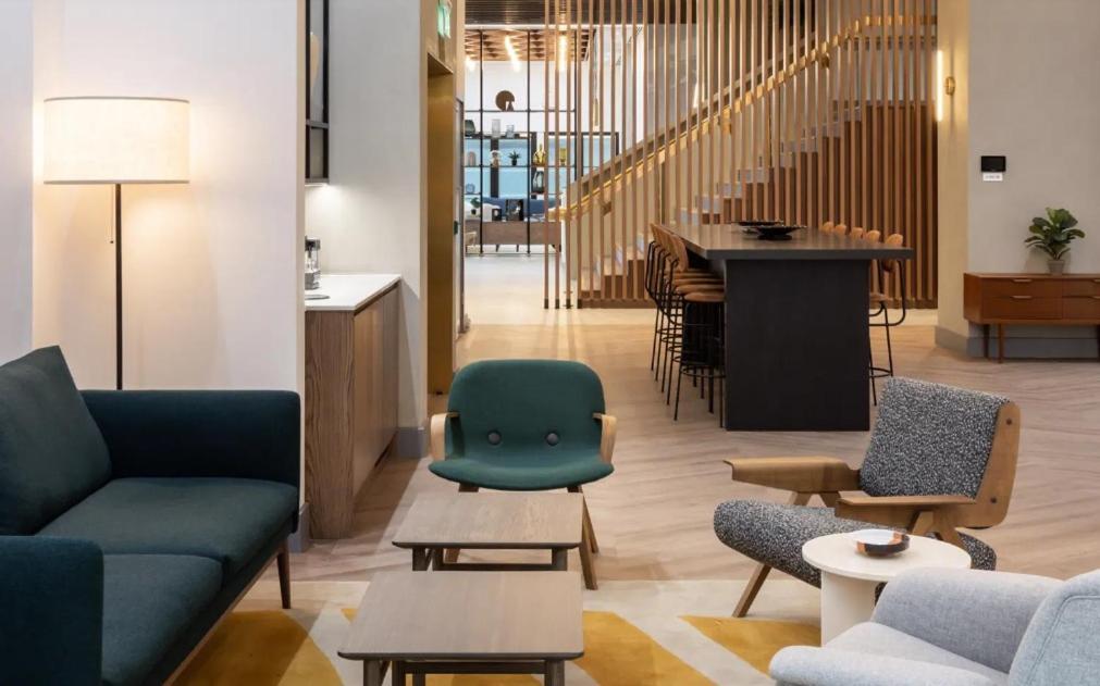 Charles Hope London Croydon Apartment Bagian luar foto